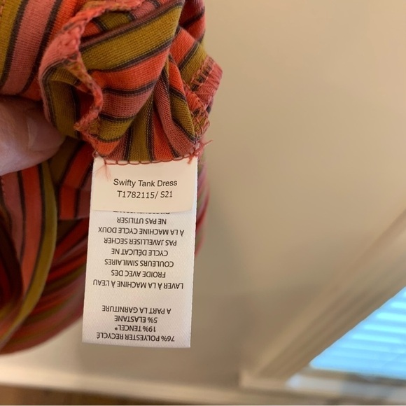 Toad & Co Swifty Tank Dress w pockets in coral, pink, green stripe.‎ Size Medium - Picture 9 of 10